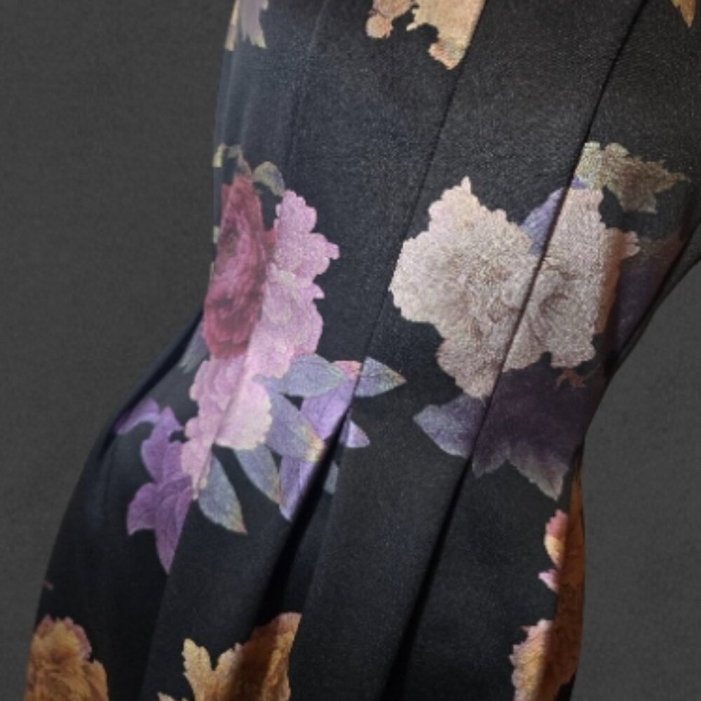 Black Dress With Metallic Flowers STELLA & JULIE sz 10